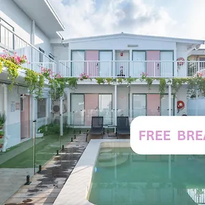 Surf Hostel