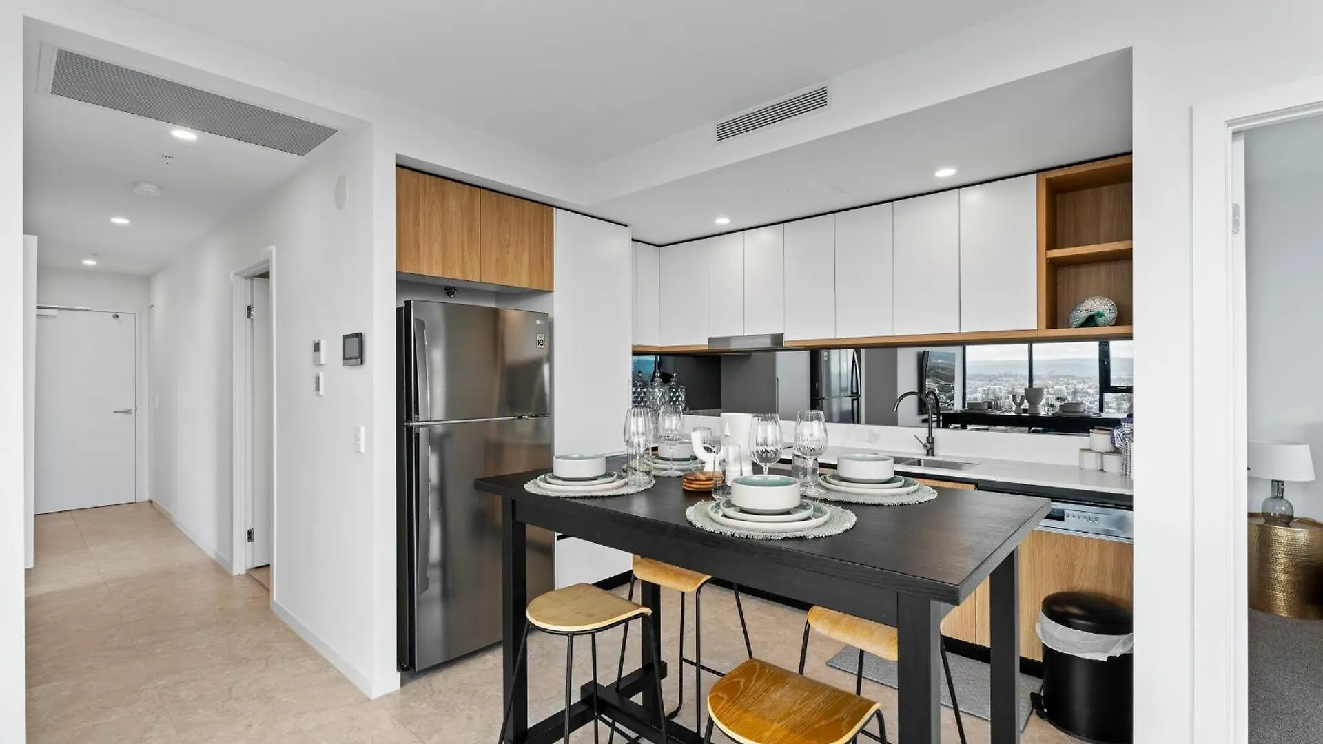 Modern 2 Bedroom Unit At The Gallery Residences In Broadbeach - Q Stay Gold Coast 0*,  Australia