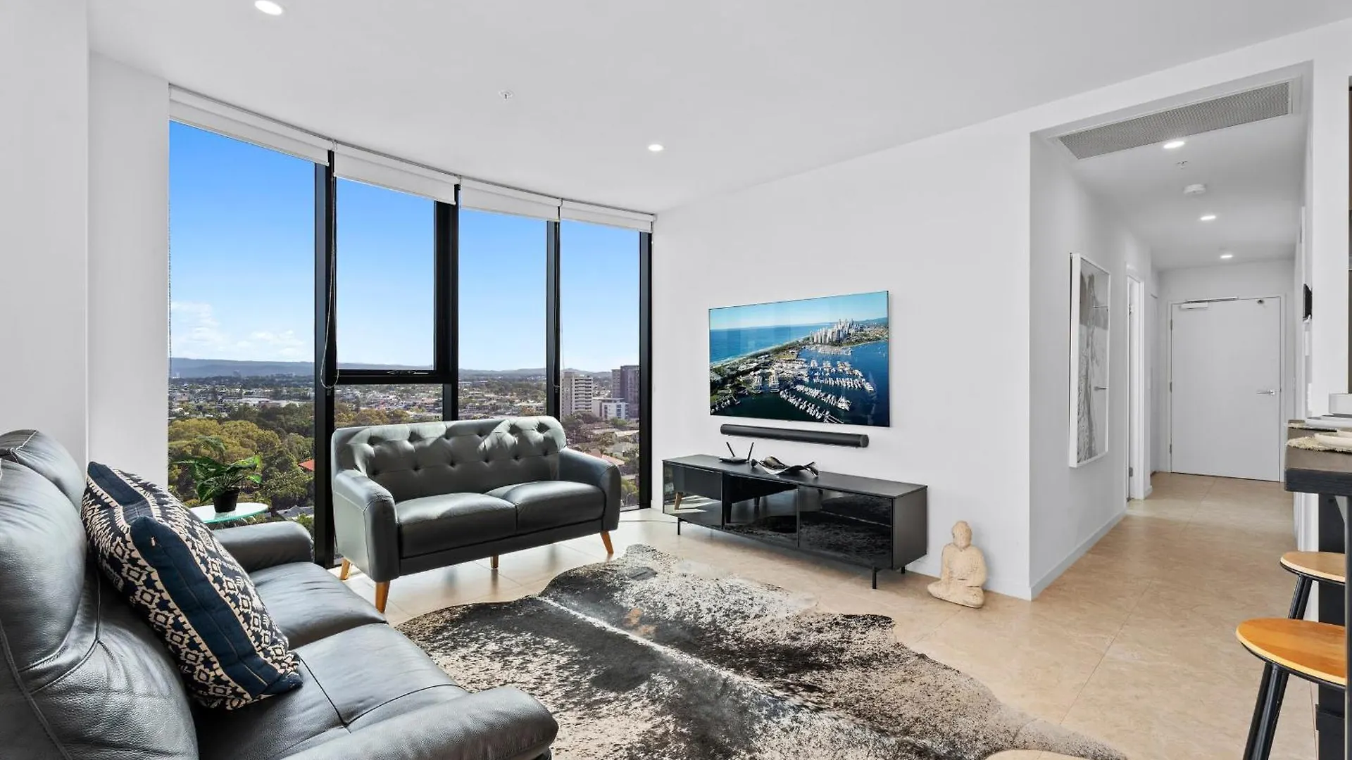 Apartment Modern 2 Bedroom Unit At The Gallery Residences In Broadbeach - Q Stay Gold Coast Australia